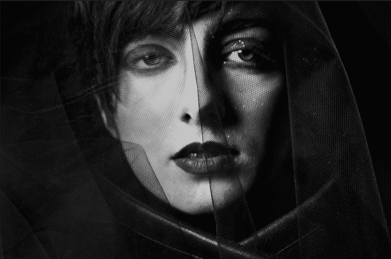 Picture of a lady in monochrome.